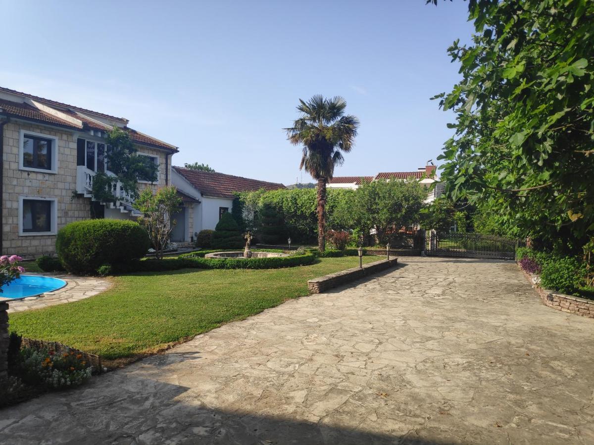 הוילה באר Leisure House Jovovic מראה חיצוני תמונה